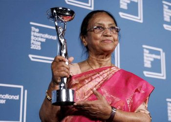 بوكر2025….بانو مشتاق أول فائزة بجائزة عن نص بلغة الكانادا