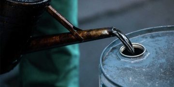 ارتفاع أسعار النفط بأكثر من 3% بسبب توقعات إيجابية لطلب الطاقة العالمي