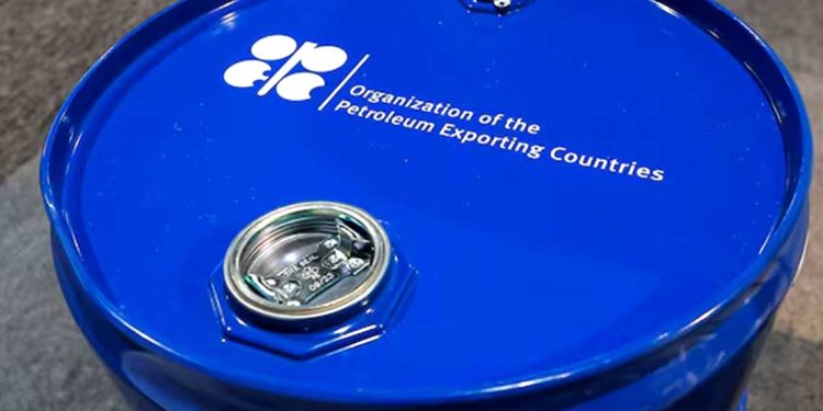 أسعار النفط تهبط بعد قرار أوبك+ زيادة الإنتاج