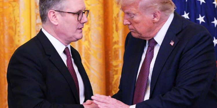 أول اختراق تجاري منذ رسوم ترامب: اتفاق أميركي-بريطاني قريب