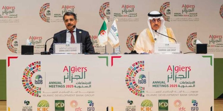 حيرة فلسفية في الرباط….حين يخاف الجار من قرض إسلامي