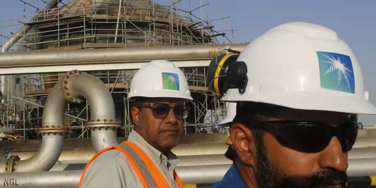 شركة أرامكو تسجل أرباحًا بقيمة 26 مليار دولار في الربع الأول