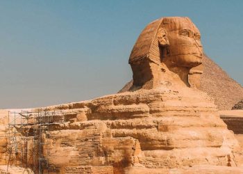 عالم مصريات متخصص يكشف الأكاذيب حول الحضارة الفرعونية