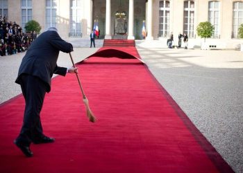 فرنسا تستقبل الجولاني…فرش السجادة الحمراء لتنظيم الدولة الإسلامية !