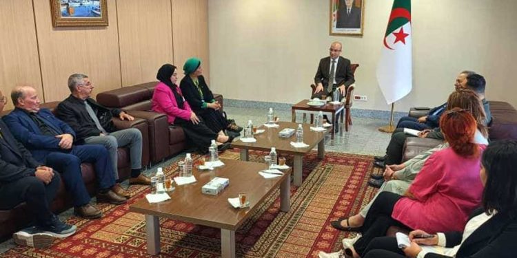 مجازر 8 ماي 1945…لقاء رسمي بالجزائر يُبرز دور الجالية في دعم الذاكرة الجماعية