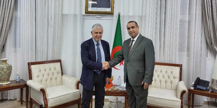 سونلغاز تبحث مع شركة “ماتيلاك” اللبنانية تصنيع المحولات الكهربائية