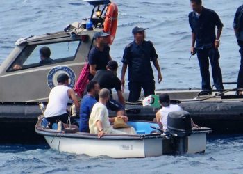 هجرة غير شرعية…إنقاذ 157 شخصًا و توقيف 378 مهاجرًا