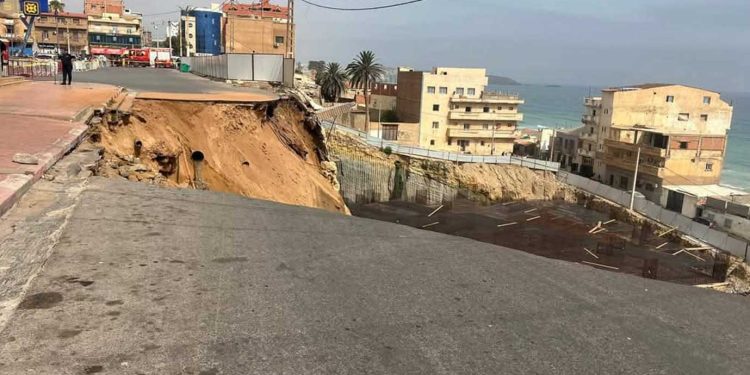 وهران…إنهيار “كورنيش المنظر الجميل”