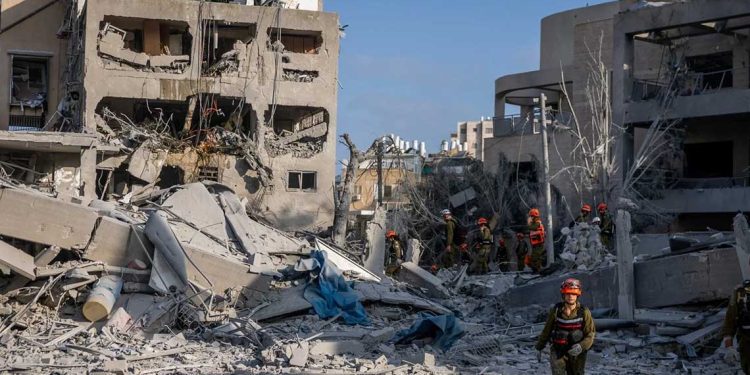 اعلام عبري….رئيس بلدية حيفا “الناس خائفون، وبحق… ولا شيء محصن”