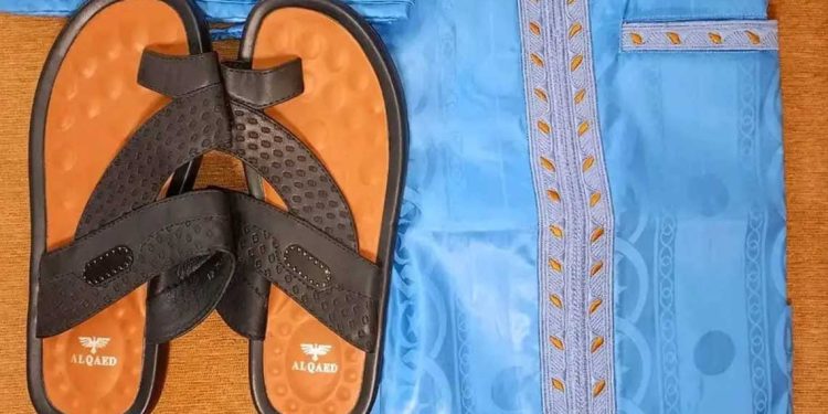 البزان: عباءة الطوارق التي تحولت إلى أيقونة في الجنوب