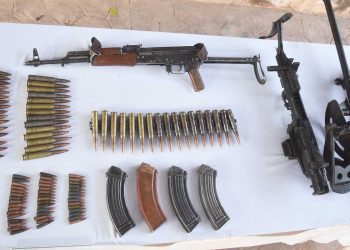 تسليم إرهابي وضبط كميات قياسية من المخدرات والأسلحة