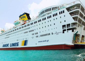 320 رحلة بحرية صيفية لتعزيز الربط بين الجزائر وأوروبا