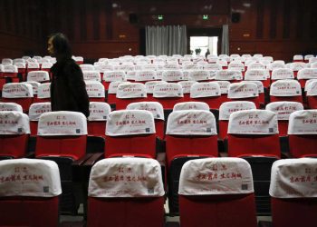 الصين تتصدر مشهد شاشات العرض… والسينما العالمية في تراجع