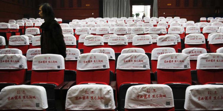 الصين تتصدر مشهد شاشات العرض… والسينما العالمية في تراجع