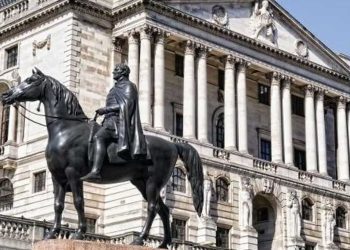 بنك إنجلترا يثبت الفائدة وسط توترات الشرق الأوسط