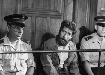 القضاء الفرنسي يبتّ في مصير أقدم سجين سياسي في العالم