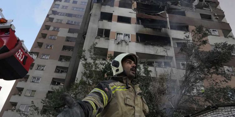 الهجوم الإسرائيلي على إيران…هل ستدخل الولايات المتحدة على خط المواجهة ؟