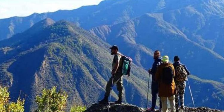 الوزيرة مداحي: نحو تمكين المستثمرين من تهيئة المناطق السياحية