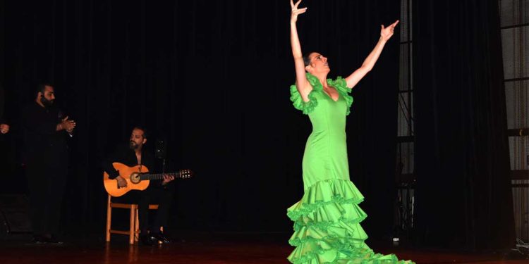 اليوم العالمي للموسيقى.. وهران تحتفي بروح الأندلس