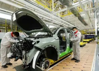 تصنيع مركبات سياحية في الجزائر بشراكة صينية