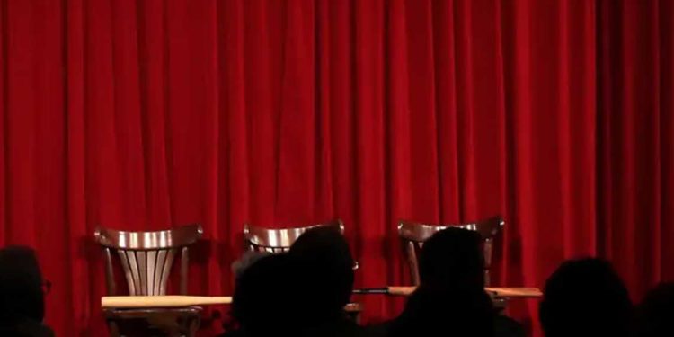 بريد الجزائر…من هم النجوم الذين طبعوا التاريخ وطُبعوا على الطوابع؟