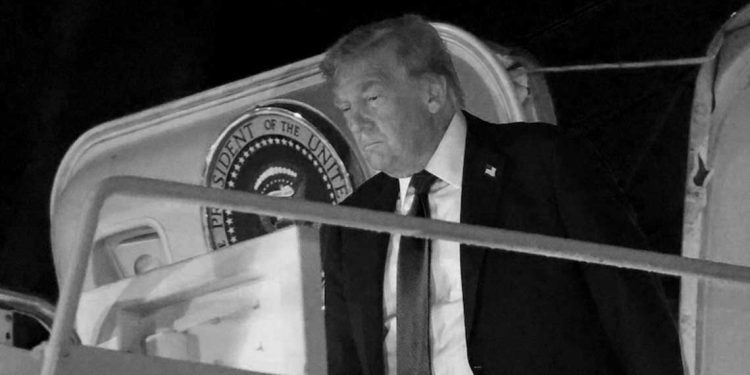 The Telegraph: “انقسام في صفوف ماغا بشأن استراتيجية ترامب تجاه إيران”