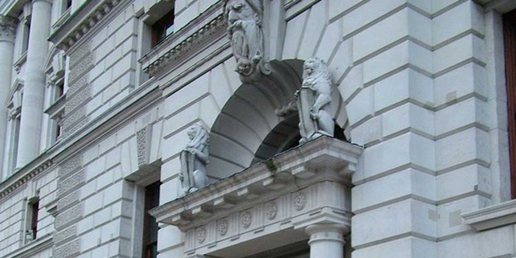 بريطانيا تبحث عن نموذج اقتصادي أكثر جرأة