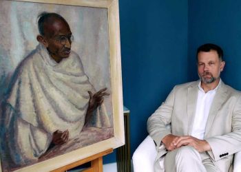 لوحة غاندي النادرة تُعرض في مزاد بلندن