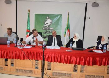 ندوة فكرية تبحث سبل التصدي للأخبار الكاذبة