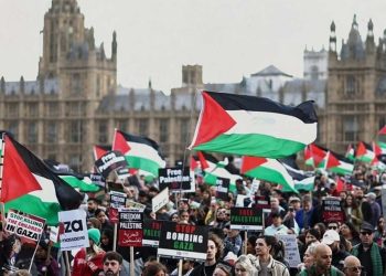 80 ألف متظاهر في لندن ينددون بحرب الابادة في فلسطين
