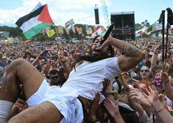 بسبب تحيا فلسطين…. واشنطن تلغي تأشيرات دخول فرقة “بوب فايلان”