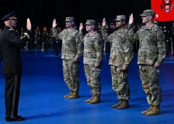 مسؤولو “ميتا” و”أوبن آي آي” ينضمون للجيش الأميركي: شراكة تقنية أم تضارب مصالح؟