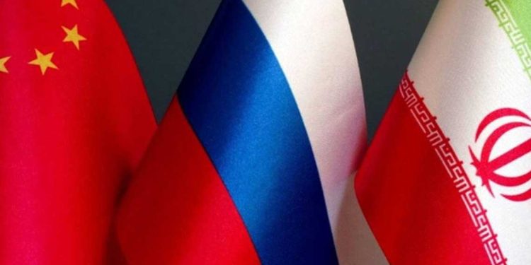 اجتماع ثلاثي في طهران لتنسيق المواقف بشأن الملف النووي