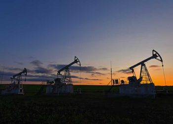 ارتفاع أسعار النفط بسبب عقوبات أميركية على روسيا