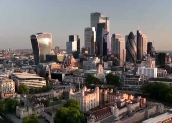 الاقتصاد البريطاني يسجّل انكماشًا غير متوقّع في ماي