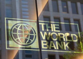 البنك الدولي يُخفض توقعات النمو ويحذر من خطر عالمي