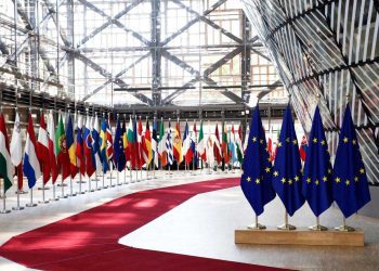 الجزائر تطالب بتفعيل مجلس الشراكة مع بروكسل