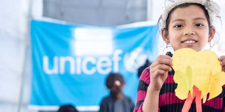 الجزائر توقع خطة تعاون مع “اليونيسف” لتعزيز عدالة الأطفال