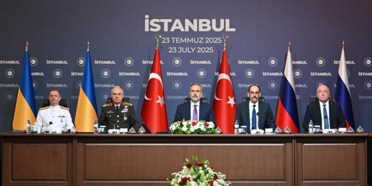 روسيا وأوكرانيا تتقدمان في ملف تبادل الأسرى وسط جمود سياسي