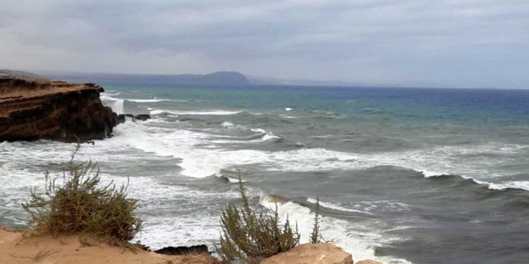 مع ارتفاع درجات الحرارة…الداخلية تحذر من السباحة في المواقع غير المهيأة