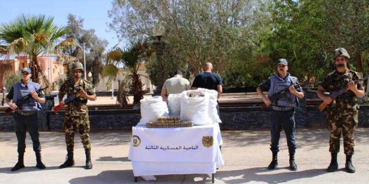 بشار…احباط تهريب أكثر من 100 كلغ من الكيف