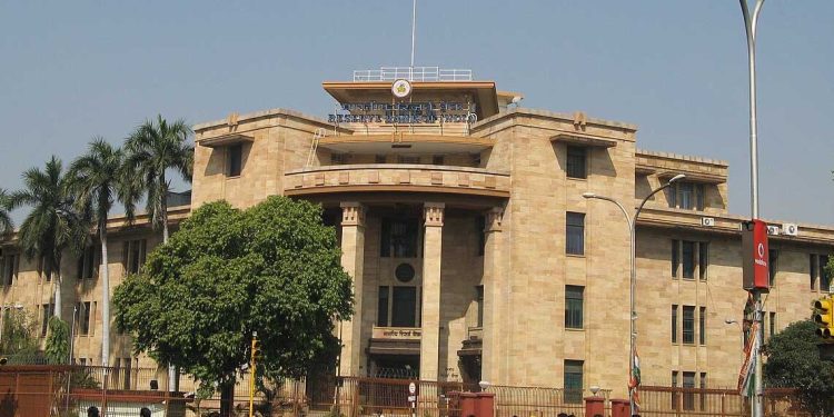 احتياطات الهند من النقد الأجنبي تتجاوز 700 مليار دولار.. تحوّط استراتيجي وسط توترات الأسواق