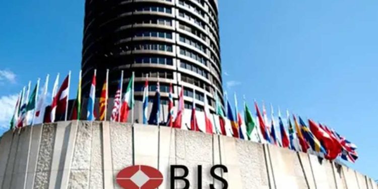 بنك البنوك المركزية يحذر…التداولات العالمية أمام مفترق طرق اقتصادي