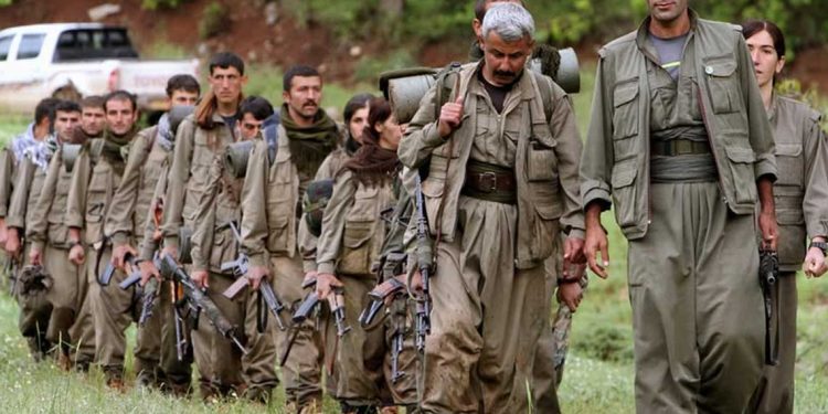 تحول تاريخي ؟ “العمال الكردستاني” يشرع في تسليم سلاحه رسميًا