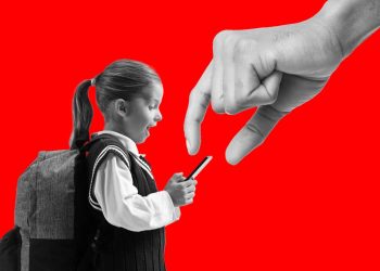 حظر الهواتف الذكية في المدارس الهولندية يعزز التركيز والانضباط