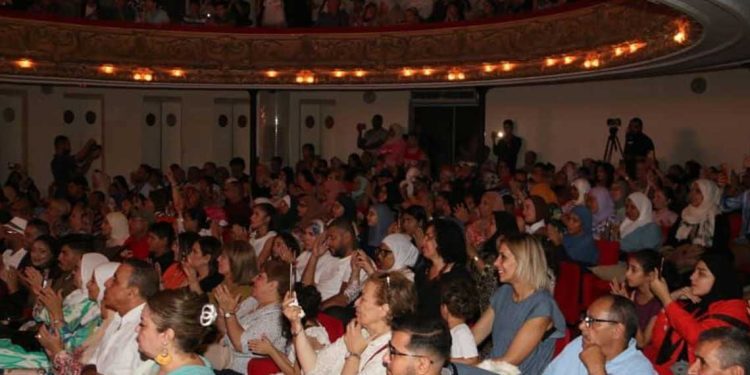 ختام مبهر لمهرجان الأغنية الوهرانية في طبعته الـ16 بوهران