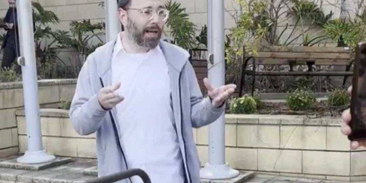 فلسطين المحتلة…سجن الصحفي الذي فضح “كذبة حرق و قطع رؤوس أطفال رضّع”