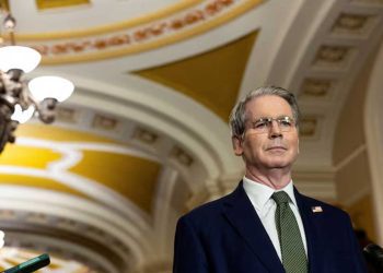 ترامب يجدد الضغط على الفيدرالي ويطرح مرشحًا بديلًا لرئاسته