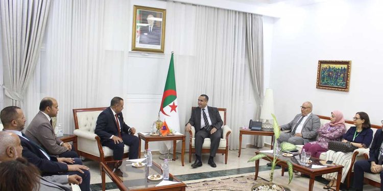 سونلغاز والنقابة العامة المصرية تتفقان على بروتوكول تعاون