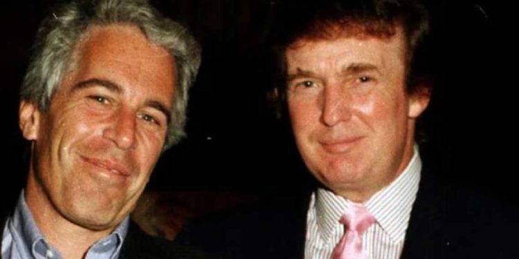 صور أرشيفية تكشف متانة علاقة ترامب بإبستين